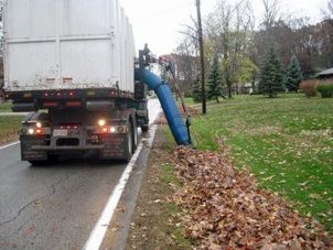 Loose Leaf Pickup Vehicle